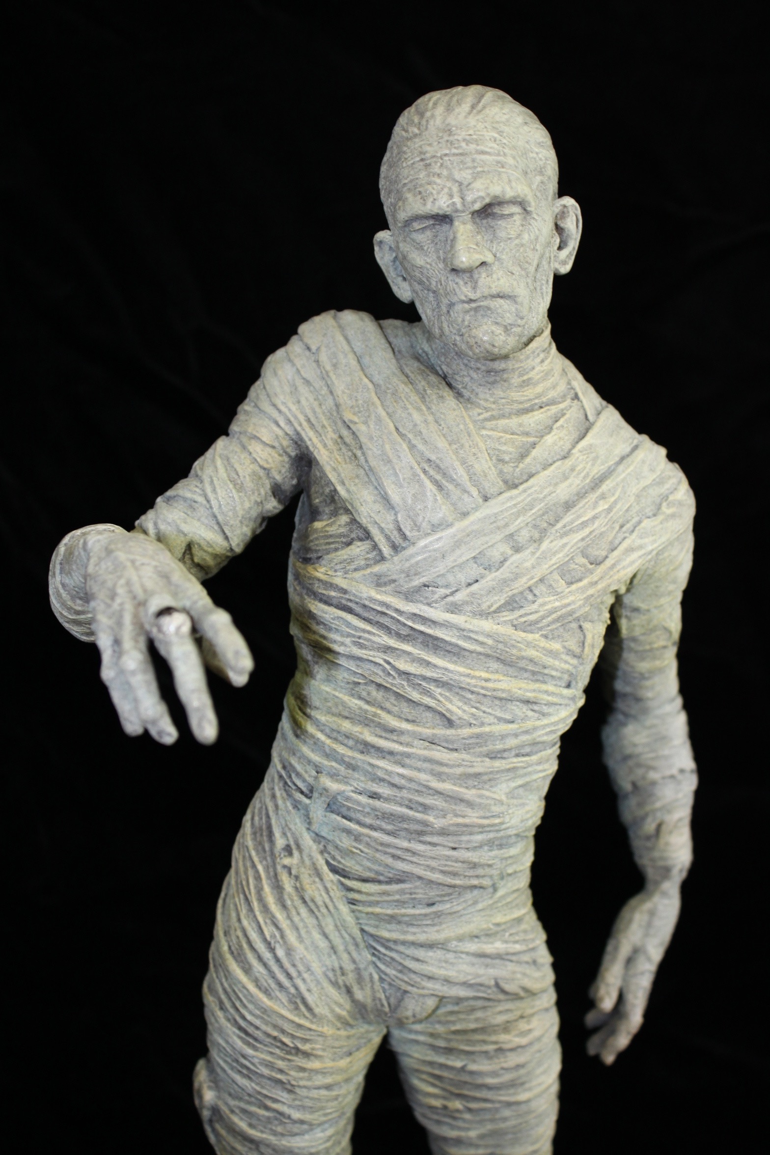 Mummy Bronze - 10353