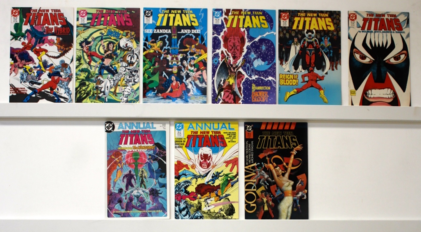 New Teen Titans    Lot Of 33 Comics 
 - 14034