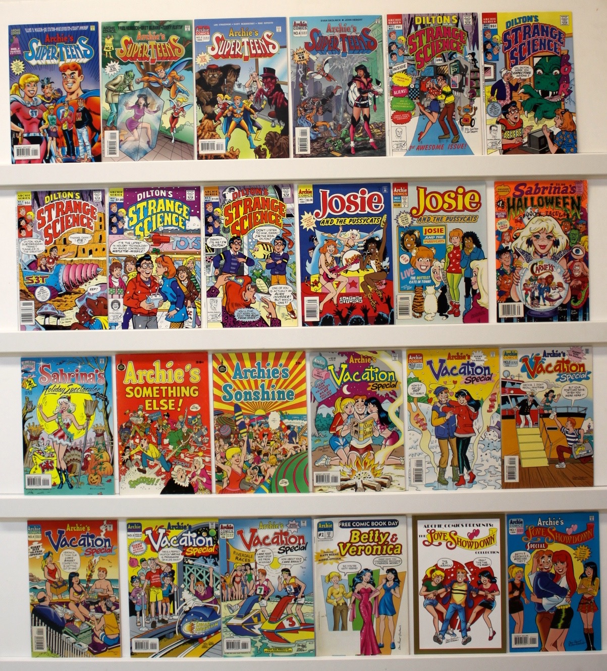 Archie Comics Mixed Bag Of Modern Titles - Primary