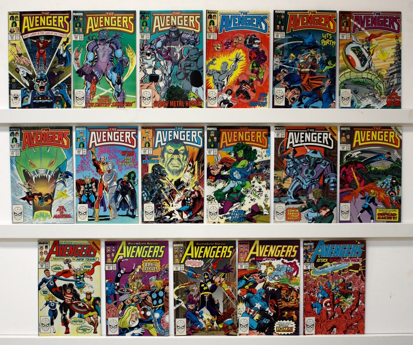 Avengers   Lot Of 65 Books - 21078